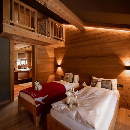 The Falcon Lech am Arlberg Bagian luar foto