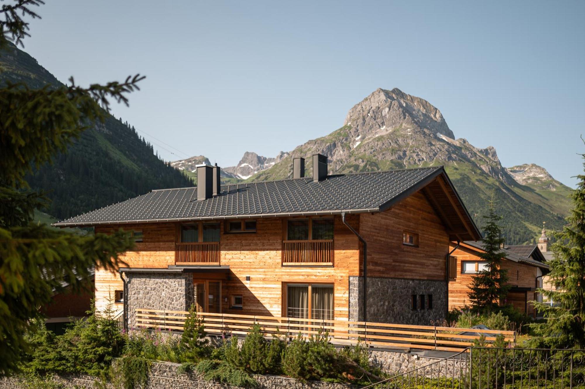 The Falcon Lech am Arlberg Bagian luar foto